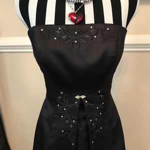 Black Satin Evening formal dress/gown